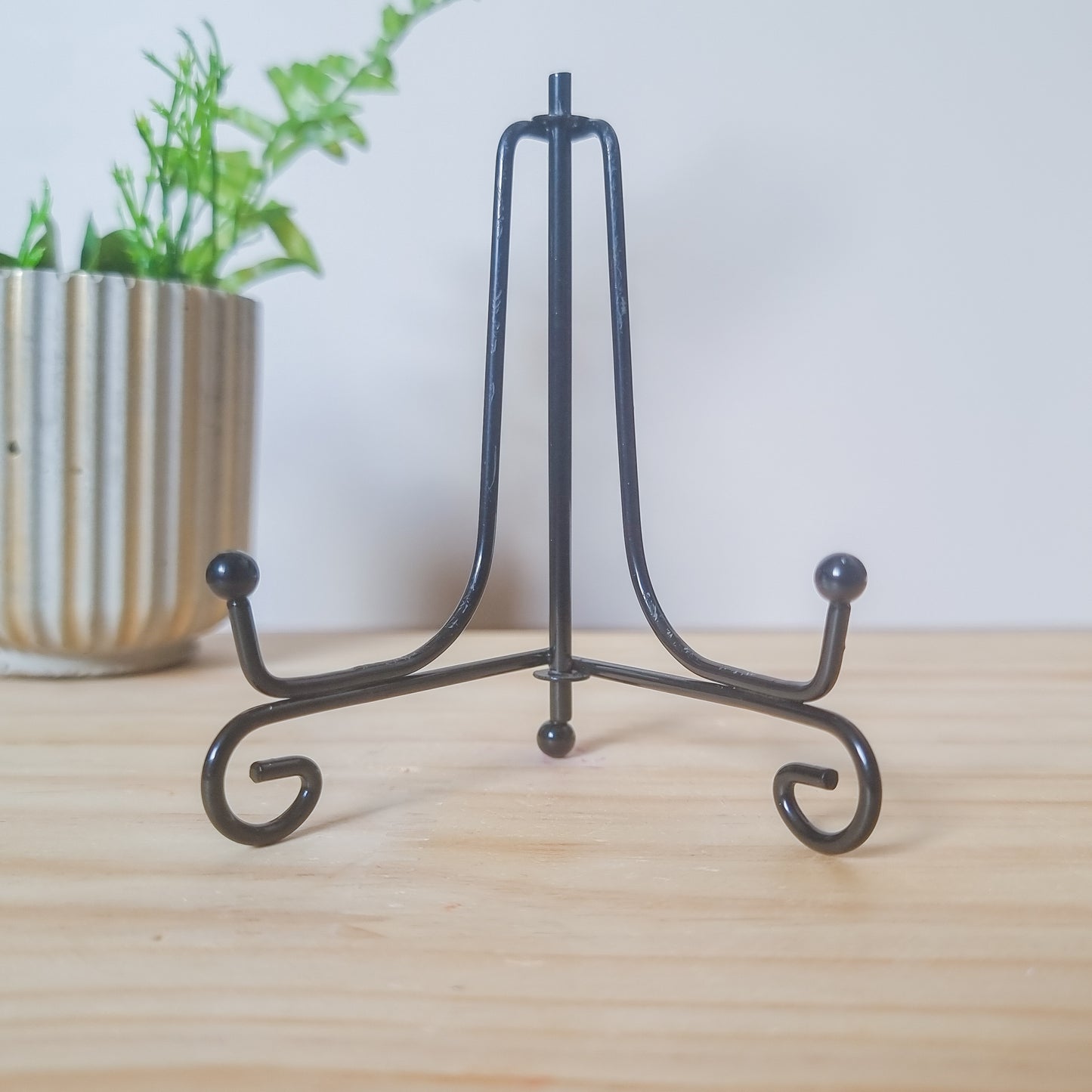 Metal Black Slab/Specimen Stand