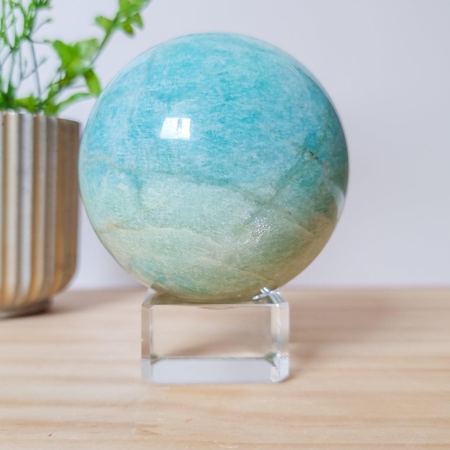 Glass Sphere Stand