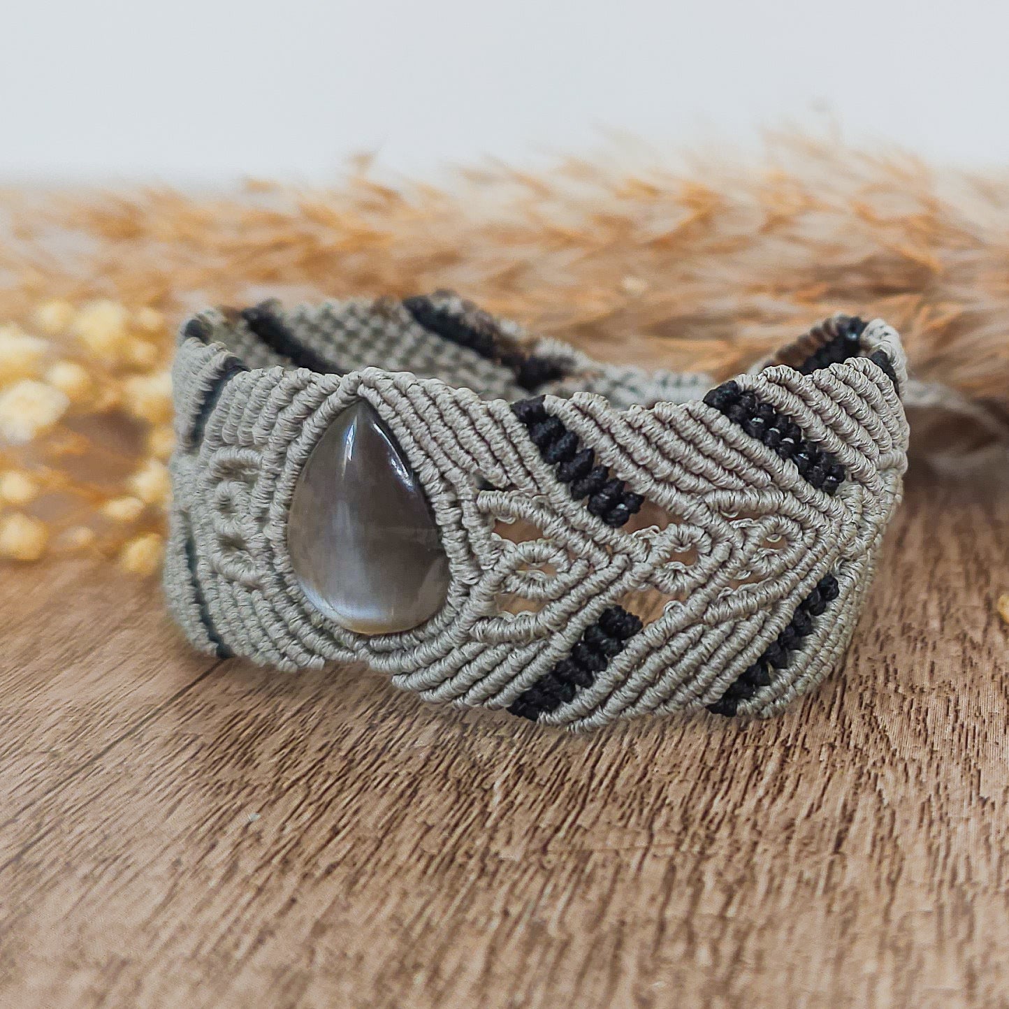 Handmade Macrame Bracelet with Black Moonstone with Silver Flash