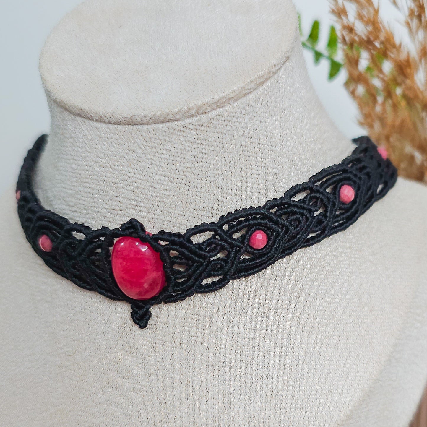 Handmade Choker Necklace with High Quality Rhodonite