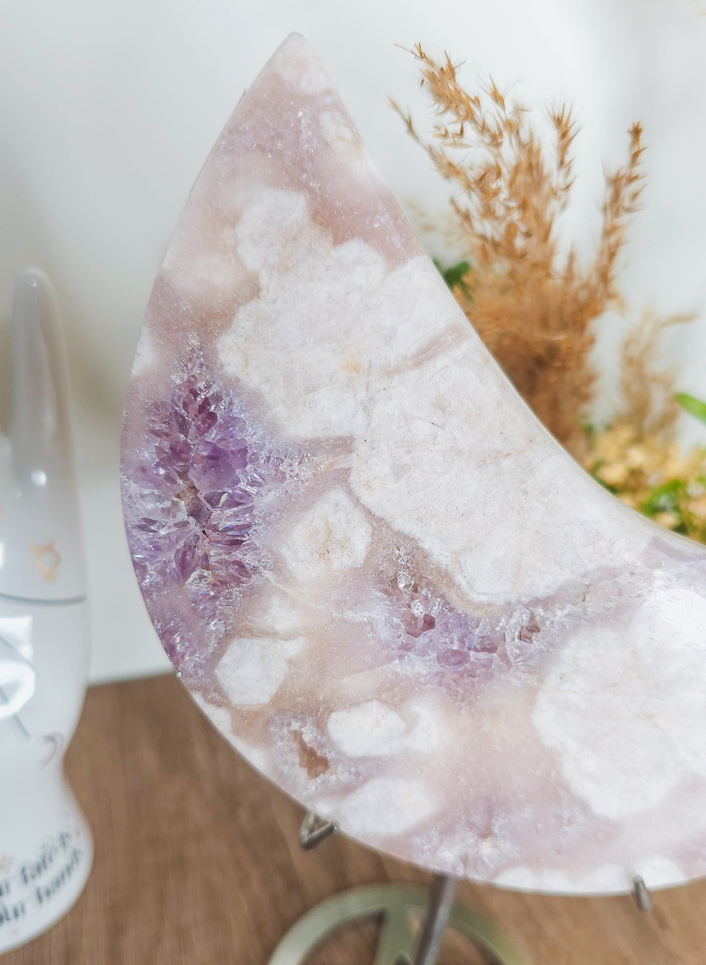 Statement Flower Agate with Pink and Lavender Amethyst and Quartz on the stand