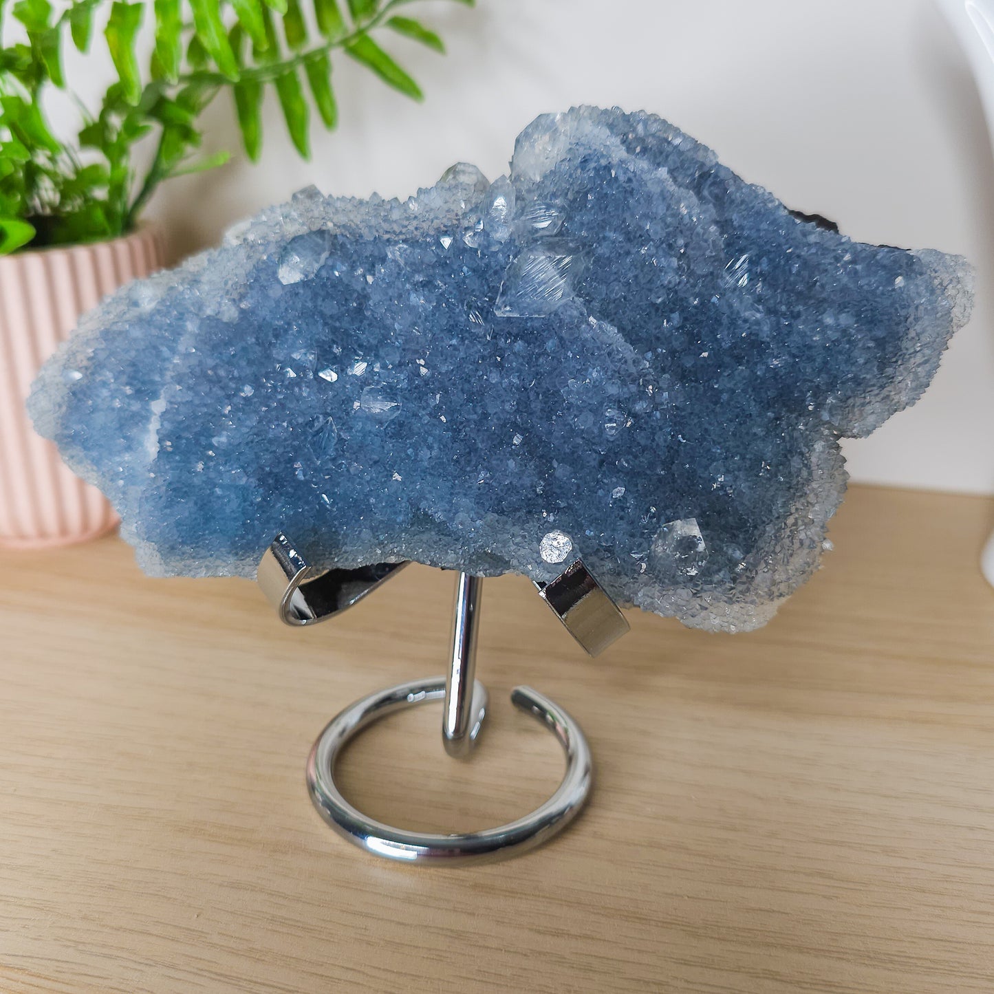 Metal Specimen/Carving Stand