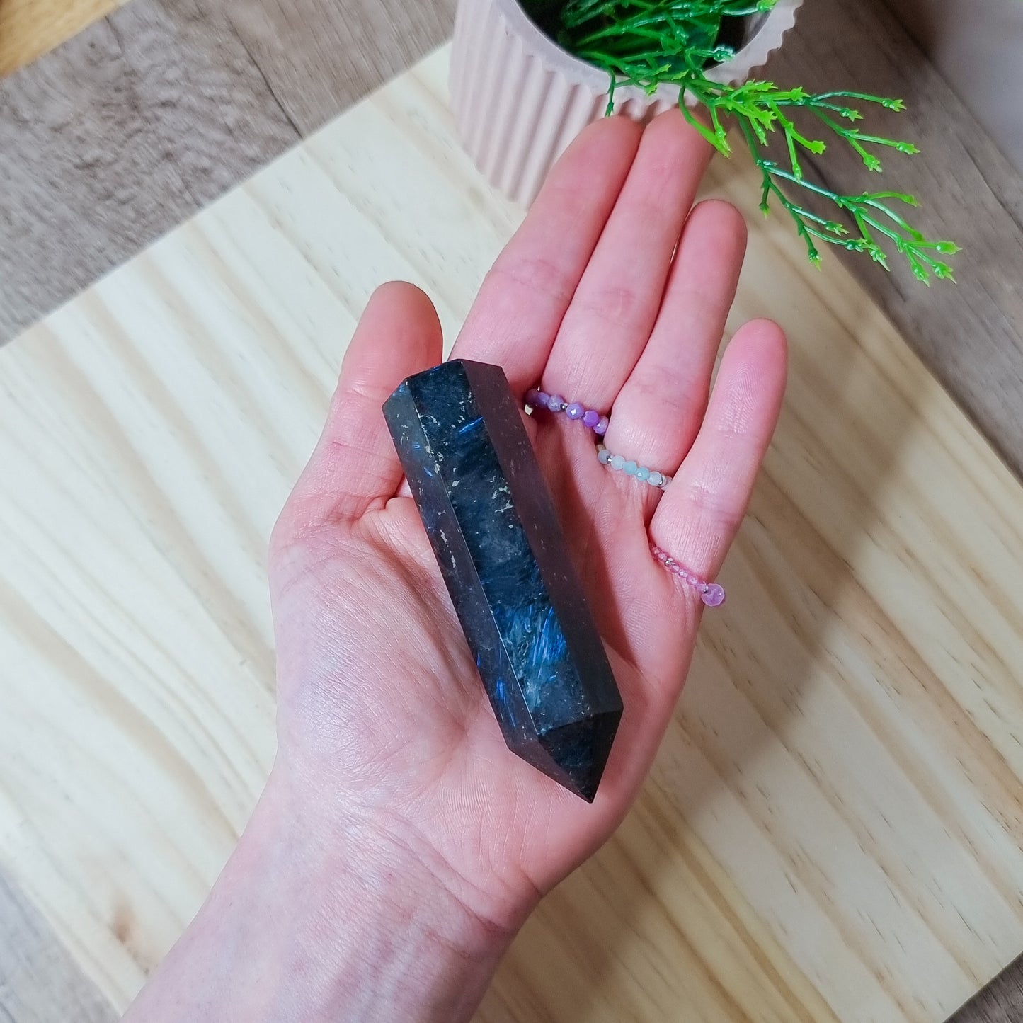 Anthophyllite with Garnet Tower