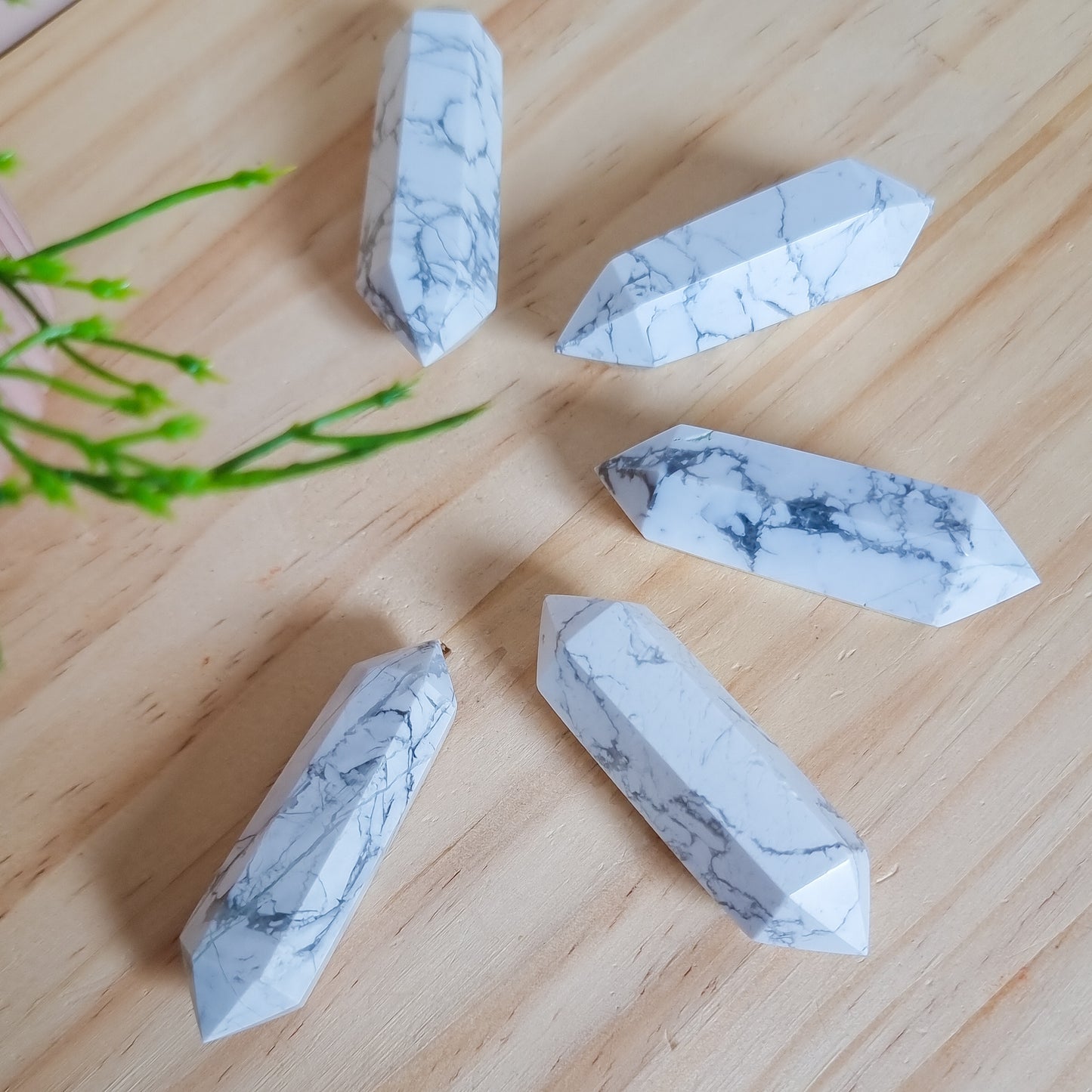 Howlite Double Terminated Points