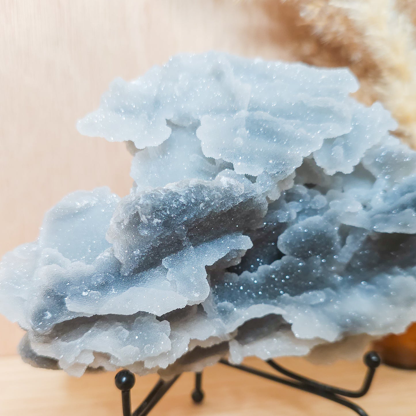 Chalcedony Quartz (1.04kg)- super sparkly