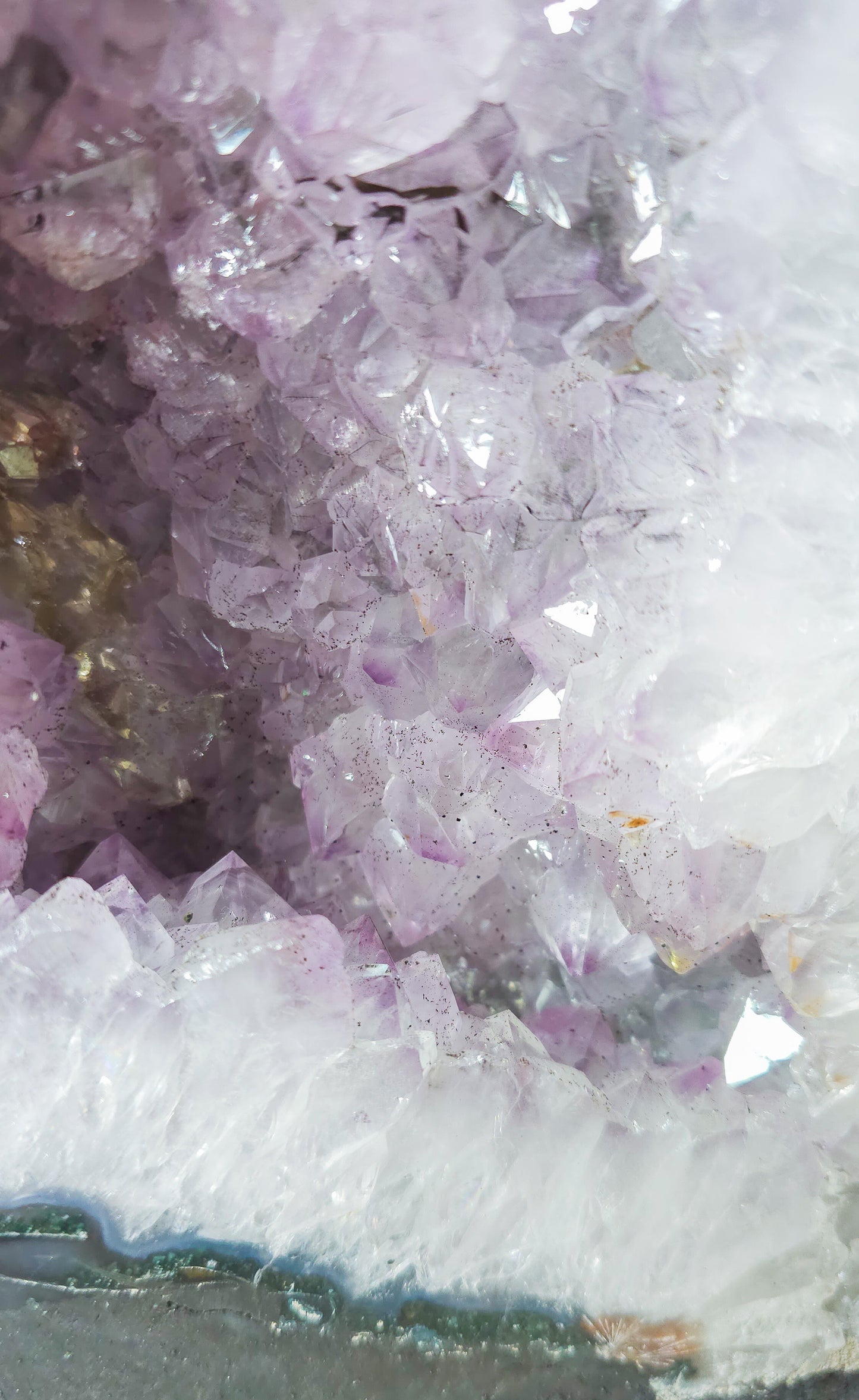 Amethyst Church/Cave 7.8kg