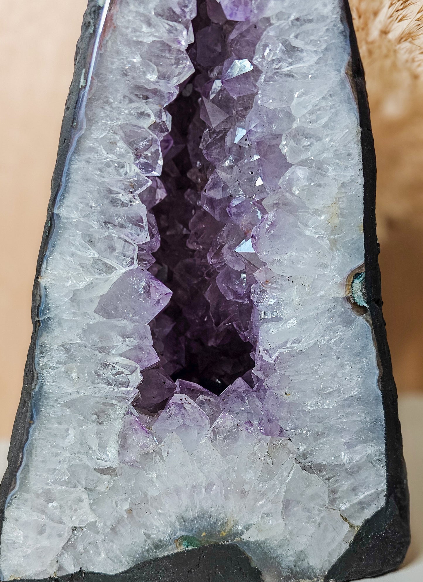 High Quality Amethyst Cave/Church (9.08kg)