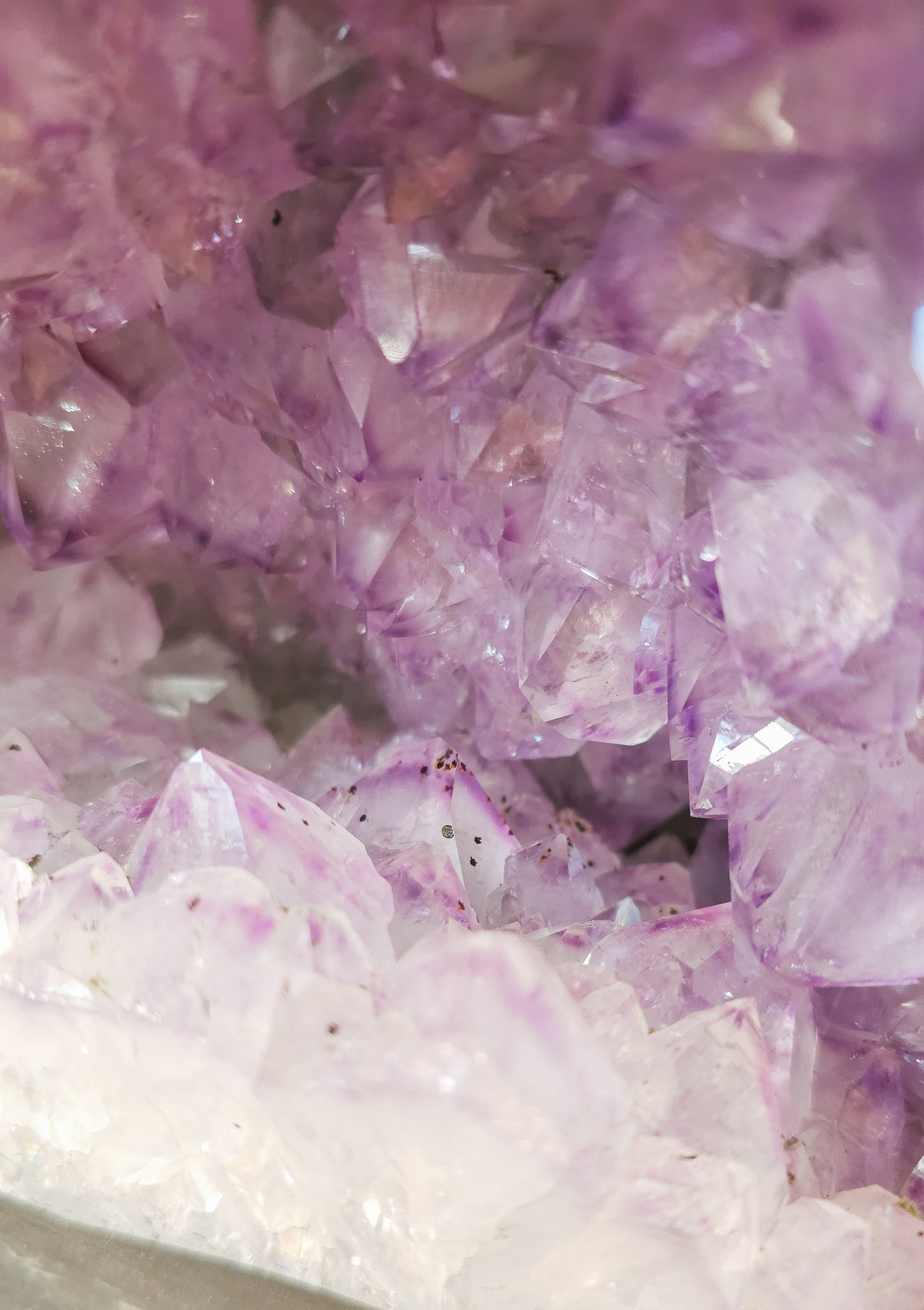 High Quality Amethyst Cave/Church filled with rainbows (10.18kg)