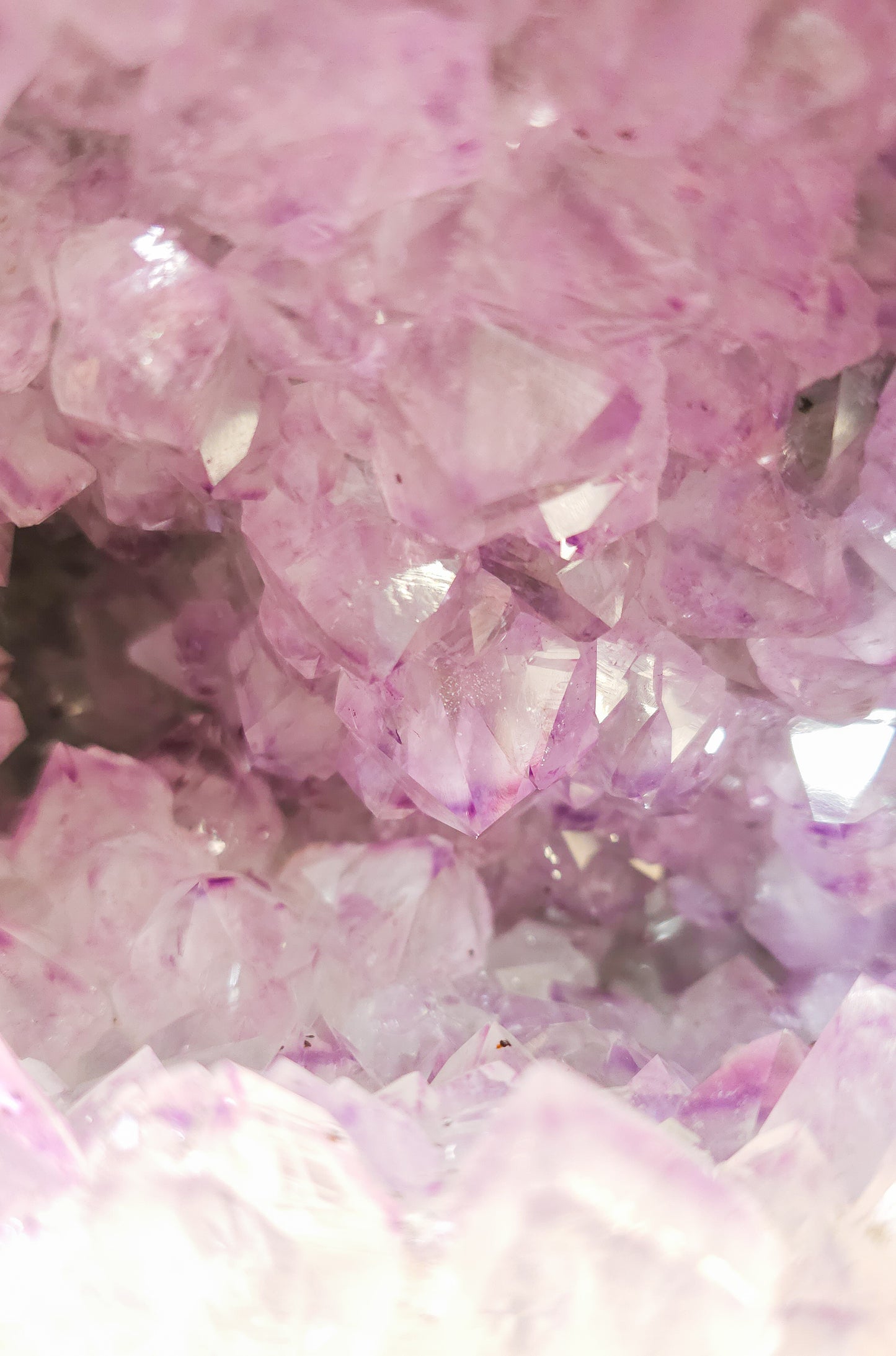 High Quality Amethyst Cave/Church filled with rainbows (10.18kg)