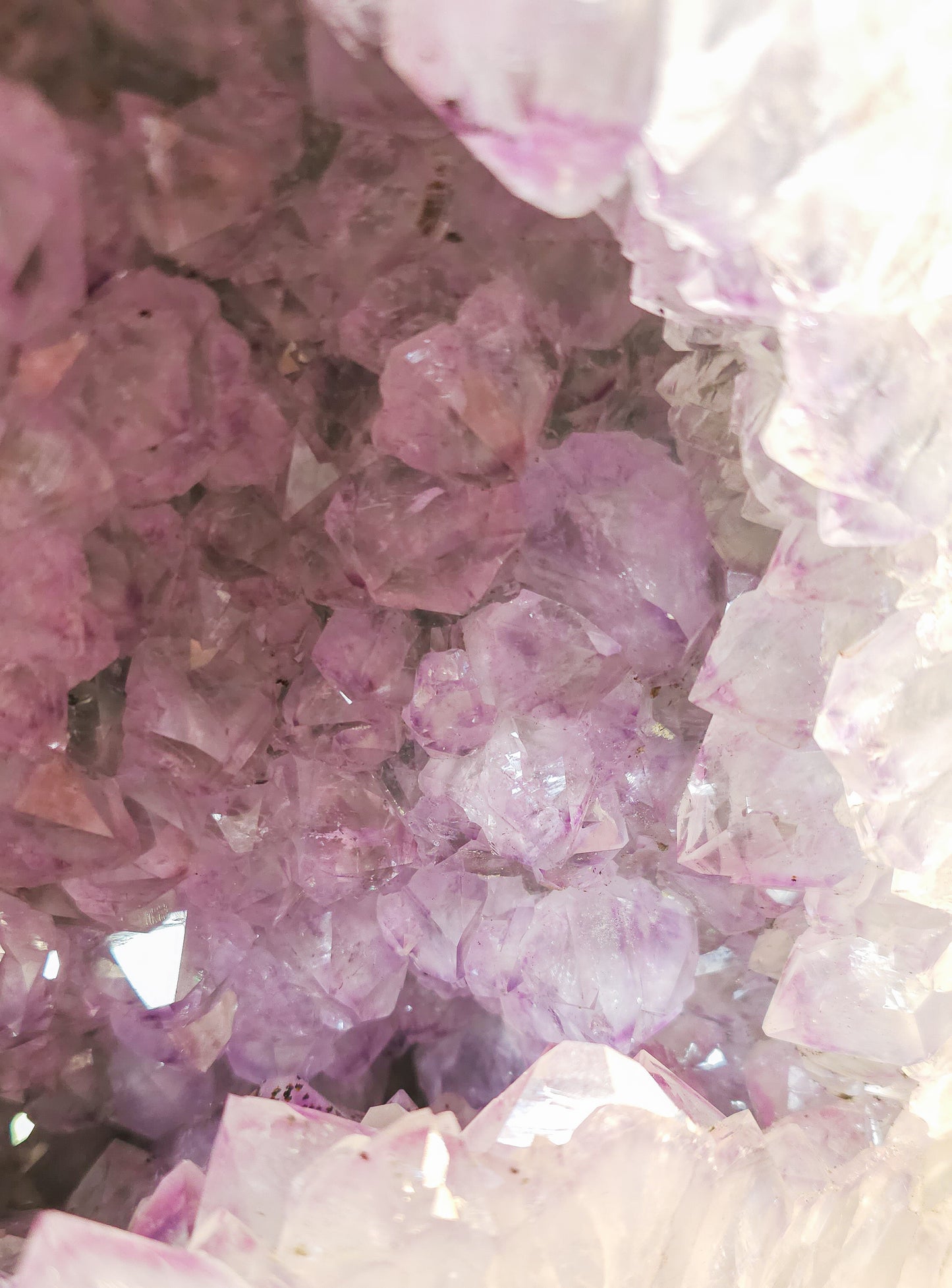 High Quality Amethyst Cave/Church filled with rainbows (10.18kg)