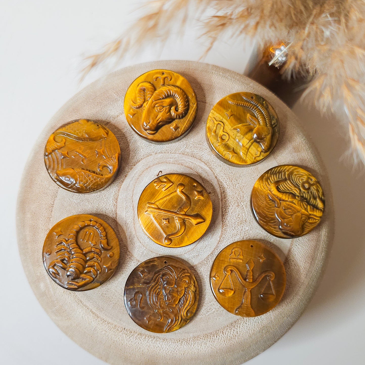 Tiger's Eye Zodiac Signs