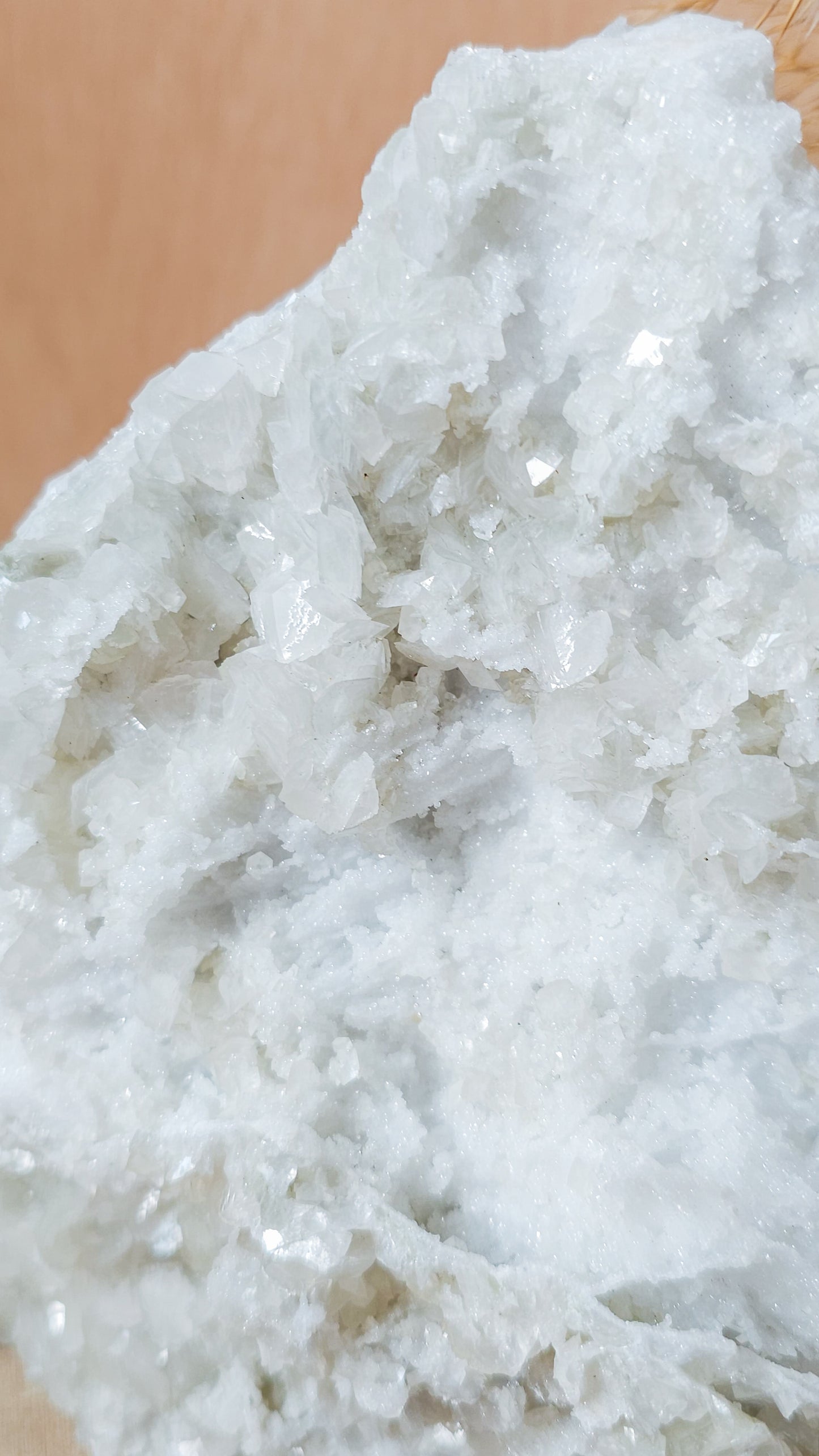 Sugar Quartz with Fluorescent Calcite Super Sparkly Specimen (2.14kg)