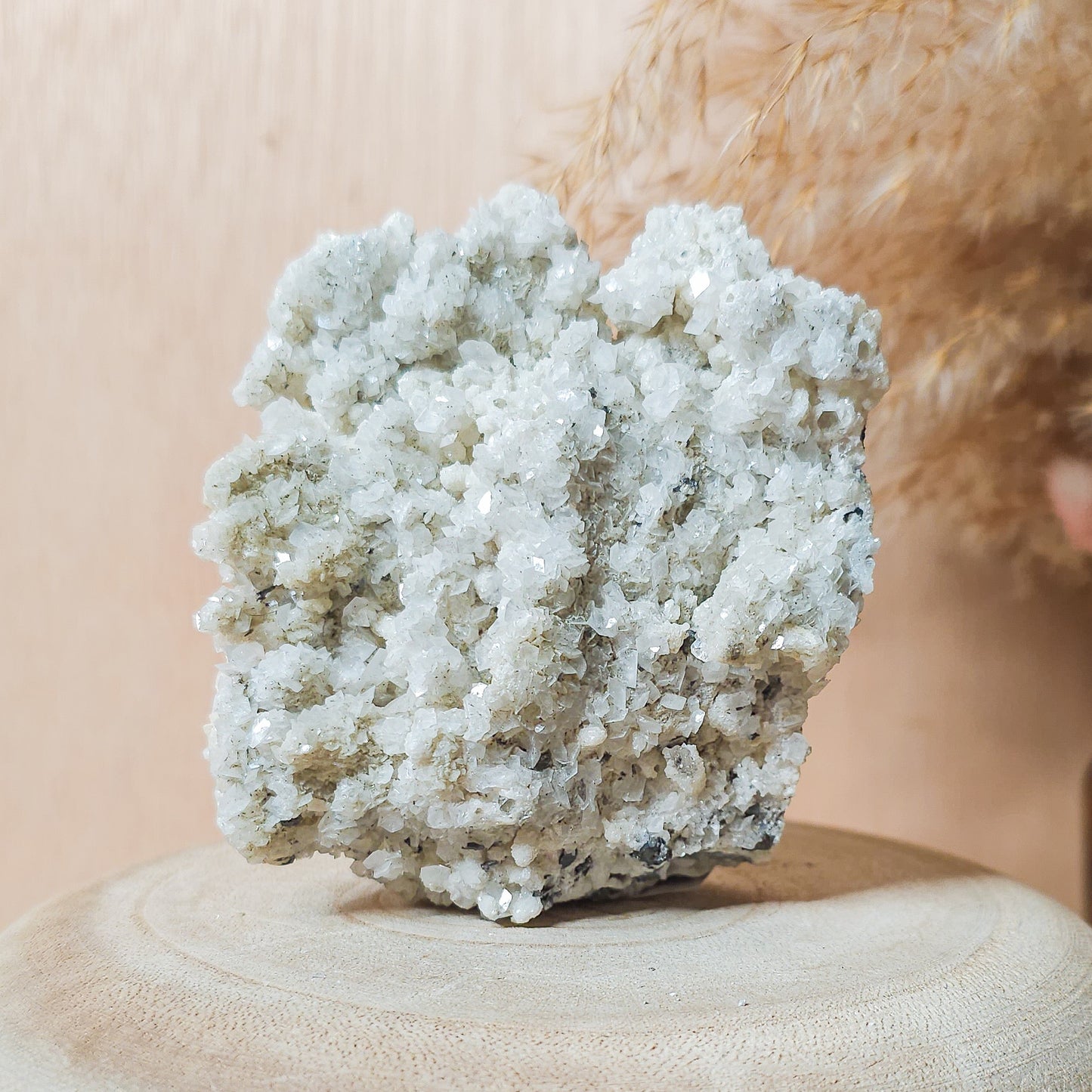 Quartz With Calcite overgrow on Sphalerite