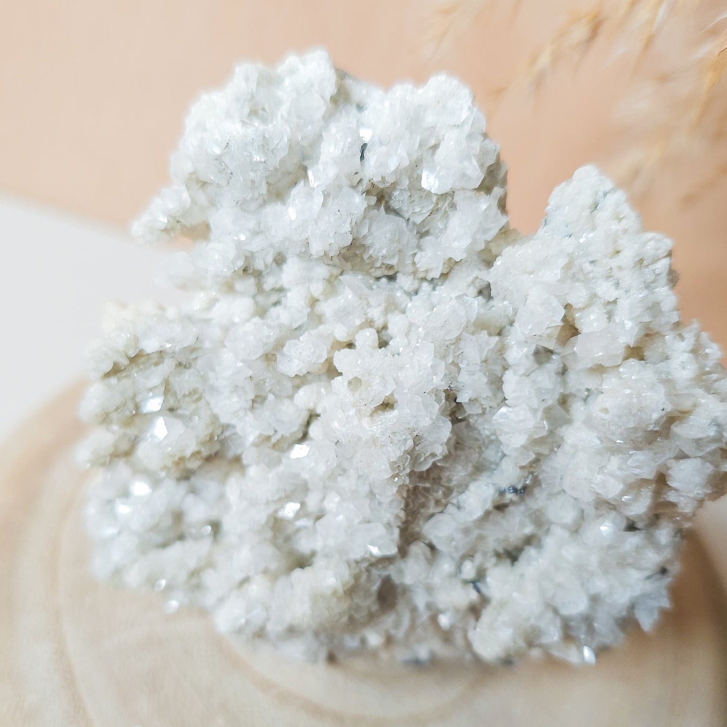 Quartz With Calcite overgrow on Sphalerite