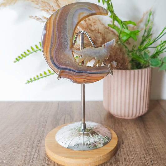 Druzy Agate Wolf on the Moon Carving on the stand