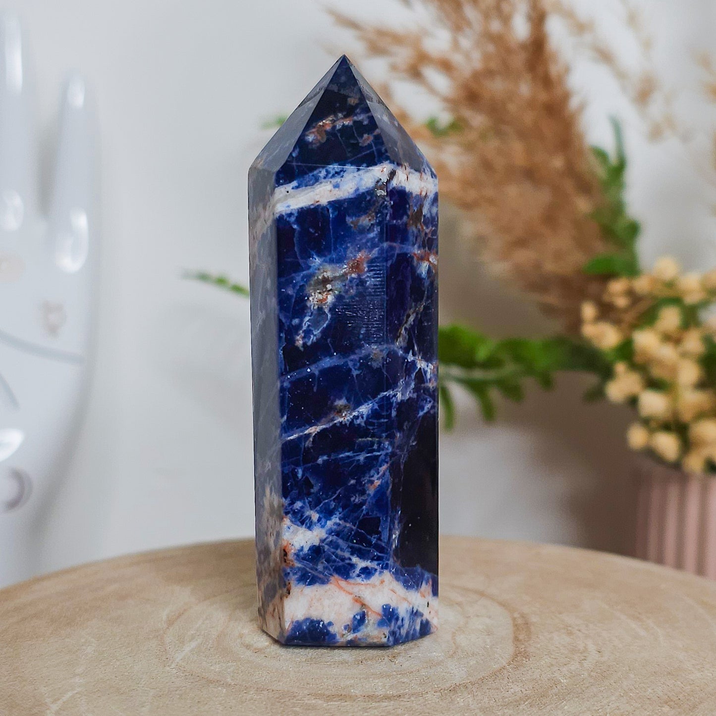 Fluorescent Sodalite Tower