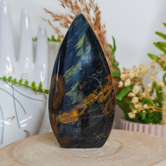 Blue Tiger's Eye Free-Form