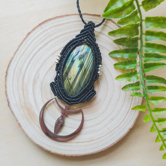 Lunar Priestess | Handmade Necklace with Labradorite & Moon Goddess Pendant