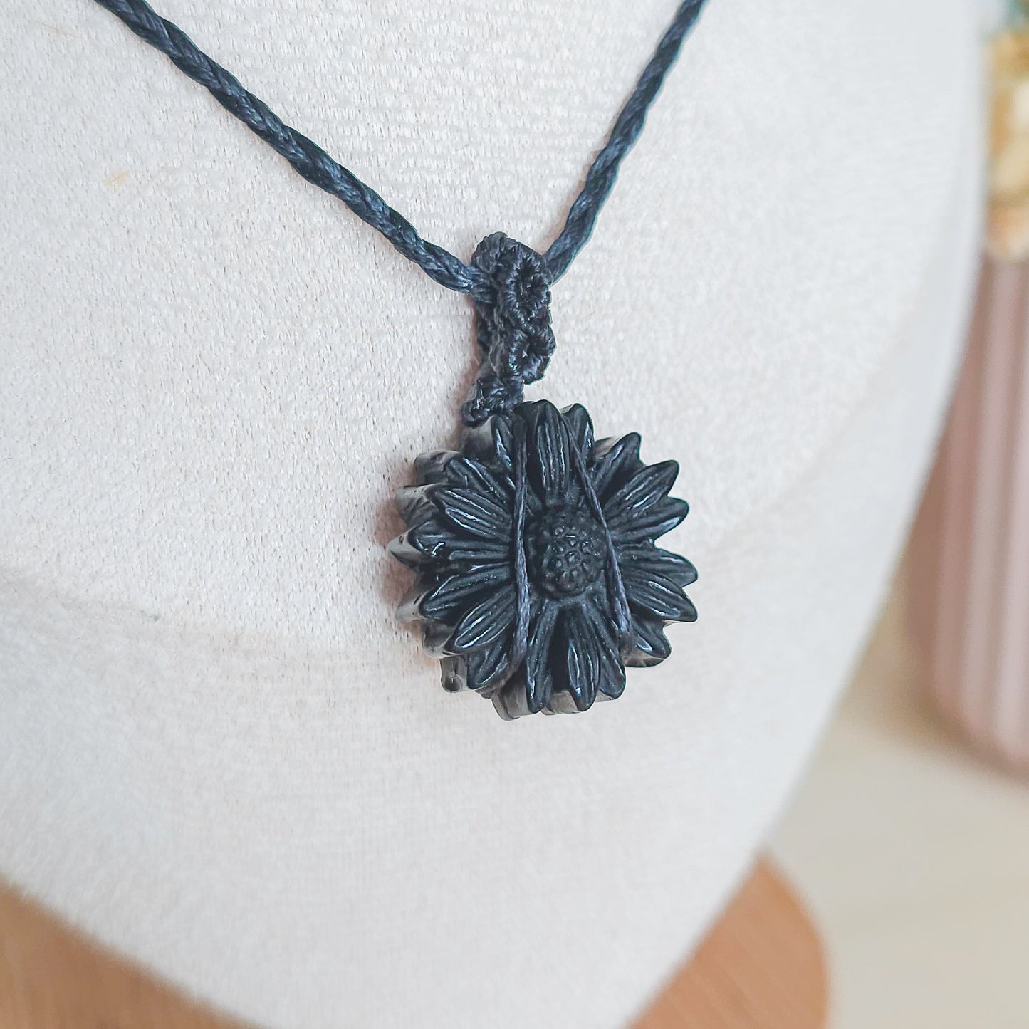 Shadow Bloom | Handmade Necklace with Obsidian Daisy