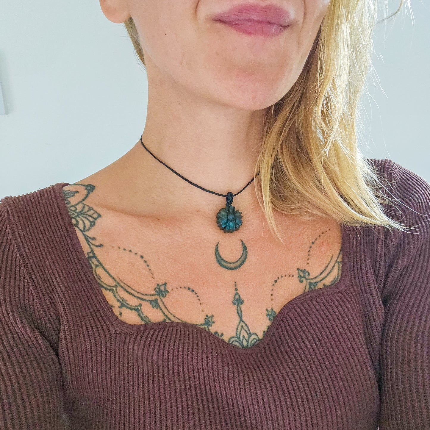 Mystic Bloom | Handmade Necklace with Labradorite Daisy