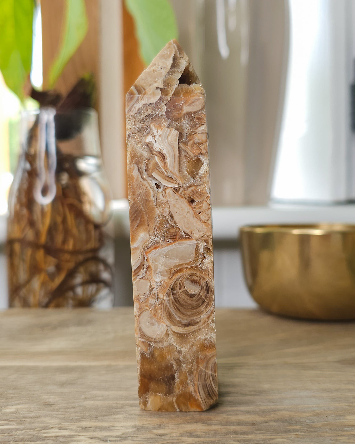 Phosphorescent Chocolate Calcite Tower