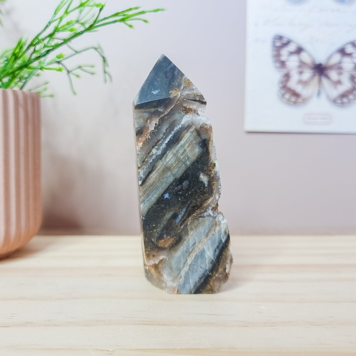 Druzy Quartz with Sphalerite Tower