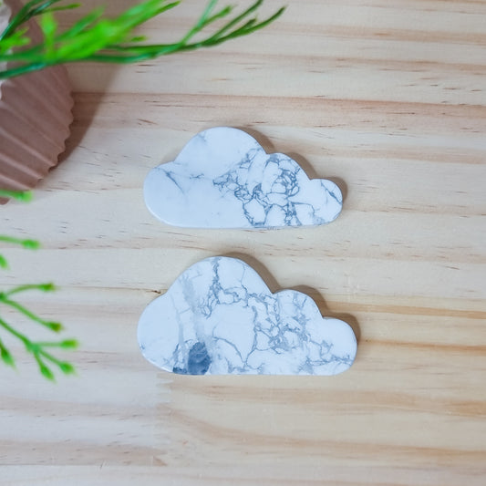 Howlite Clouds